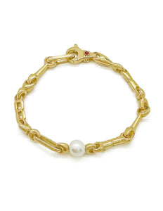 Howl 18k yellow gold Izara Keshi pearl and gold bracelet