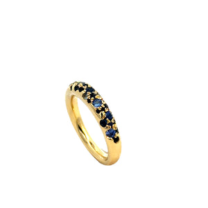 Hargreaves 18k Gold Bespoke Scattered Blue Sapphire Band